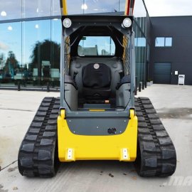 Minicargador Wacker Neuson ST 35